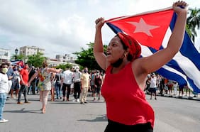 Crisis en Cuba: Creciente malestar social deriva en actos de protesta poco habituales y autoridades reportan apagón nacional