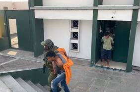 Agresión a carabinero en Iquique: ministro Delgado afirma que se inició el proceso de expulsión de los cuatro detenidos por el hecho