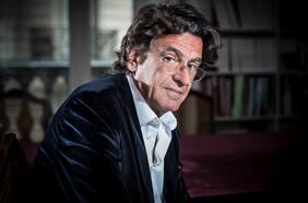 Luc Ferry, filósofo francés: “Mientras más soñemos, más difícil será el despertar”