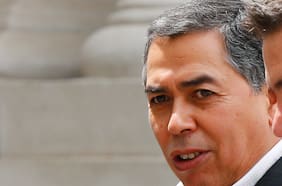 Ad portas de reunión en La Moneda: diputado Soto (PS) dice que “existe un riesgo real” de que Boric le pida la renuncia al general Iturriaga