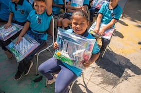 Junaeb comienza entrega de útiles escolares a más de 2 millones de estudiantes en todo el país