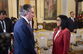 EE.UU. afirma que en dos días sacó de Venezuela US$100 millones en oro