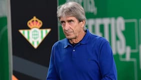 Manuel Pellegrini celebra a medias el liderato: “Ojalá que tengamos la menor cantidad de salidas del plantel”