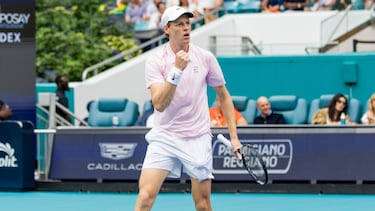 Como Marcelo Ríos: Jannik Sinner vence a Jiri Lehecka en la final del Masters de Miami y consigue el Sunshine Double