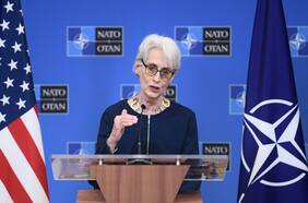 Wendy Sherman, la diplomática con que Biden busca disuadir a Putin de que invada Ucrania