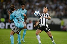 Hombre récord del Mineiro defiende a Eduardo Vargas: “Se ha hablado de Colo Colo, rumores normales con jugadores de jerarquía”