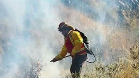 Incendio en Las Compuertas se encuentra extinguido: sector mantiene cierre preventivo