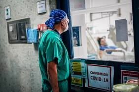 “Oleadas de síntomas”: Las consecuencias que deberán experimentar las personas con ‘Covid prolongado’