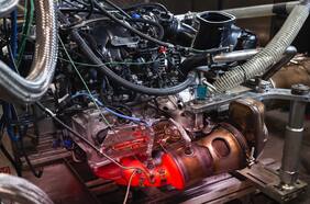 Porsche abre sus archivos: el motor bóxer del 911 GT3 fue testeado a 300 km/h en 5 mil km continuos