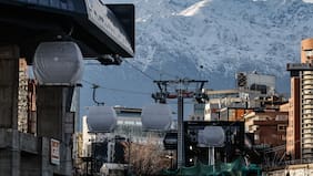 Tras semanas de pruebas: Teleférico Bicentenario obtiene certificación internacional de seguridad