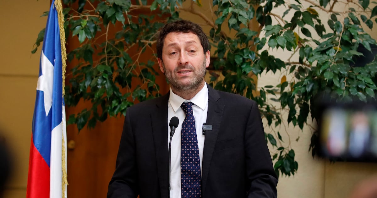 Diputado Coloma cuestiona dichos de Pardow por error en cobros en cuentas de luz: “Es bastante bochornosa la respuesta por parte del Ministro”