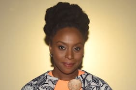El regreso de la aplaudida autora nigeriana Chimamanda Ngozi Adichie: “El éxito no te protege de la duda personal”