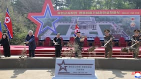 Corea del Norte construye monumento en memoria de las tropas caídas en la guerra de Ucrania