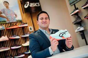 Más tiendas y que sea uno de los países con mayor crecimiento: el plan de expansión de la japonesa Asics en Chile