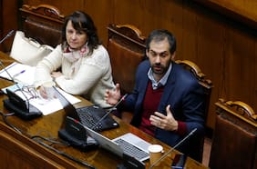 Exministra Marcela Hernando asume presidencia de comisión que revisará acusación constitucional contra Nicolás Grau