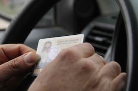 Prisión preventiva para funcionarias del municipio de Collipulli que vendían licencias de conducir