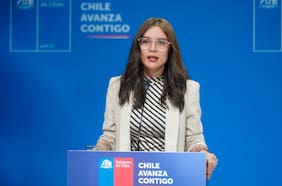 Vallejo defiende gestión del gobierno y apunta que “se dedicó principalmente a estabilizar el país”