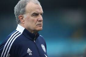 Marcelo Bielsa aterriza en Inglaterra para afinar detalles con el Everton