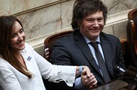Milei se reúne por primera vez con los miembros de su futuro gabinete