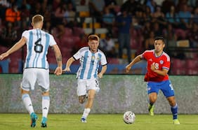 Las provocadoras jugadas de Valentín Barco que calentaron los ánimos de la Roja Sub 23 en la estrepitosa goleada ante Argentina