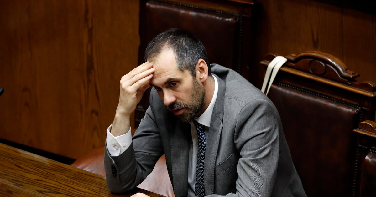 AC Acusa a Grau por Irregularidades Fiscales y Financieras