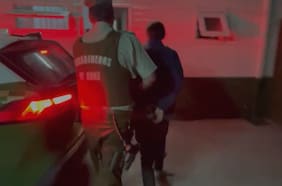 Dos detenidos por violento robo de vehículo en Puente Alto: fueron perseguidos por varias arterias de la capital