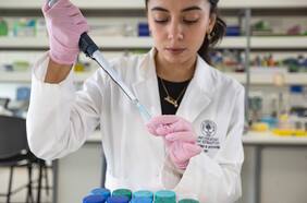 Más de 100 científicas contribuyen a la investigación en la USS