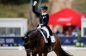 Un representante nacional menos en París 2024: la Federación Ecuestre Internacional retira el cupo olímpico de Chile en adiestramiento