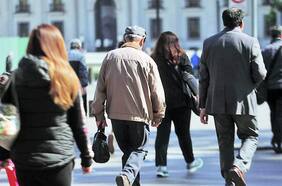 Nuevos pensionados de vejez se disparan 81% en los primeros cuatro meses del año y marcan récord de casi 60 mil