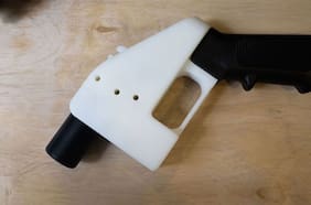 California aprueba una ley para que las impresoras 3D bloqueen la fabricación de armas