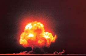 Cómo la primera prueba de bomba atómica en 1945 creó un material completamente nuevo, según una investigación