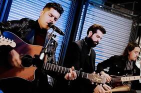 We Are The Grand homenajea a su ídolo Miguel Bosé con “Si tú no vuelves”