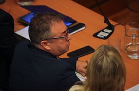 Exdiputado Gabriel Silber queda con arresto domiciliario total tras formalización en trama bielorrusa