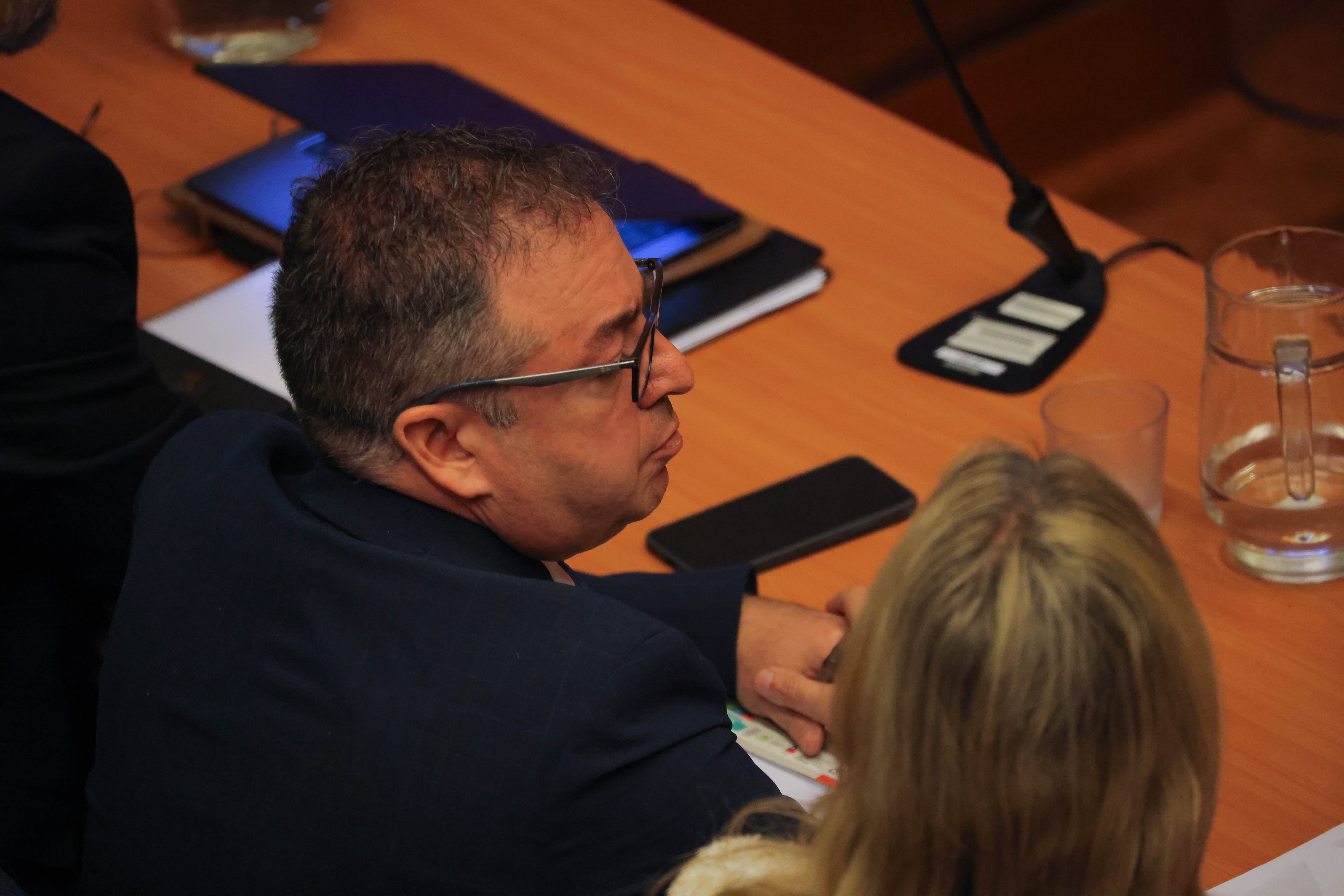 Exdiputado Gabriel Silber queda con arresto domiciliario total tras formalización en trama bielorrusa