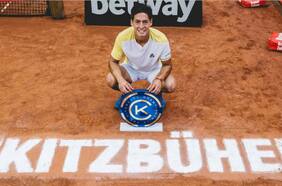 Insólito: Sebastián Báez barre con Dominic Thiem y ofrece disculpas por arrebatarle el título