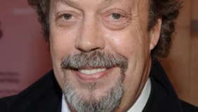 Muere a los 80 años Tim Curry, recordado actor de It y The Rocky Horror Show