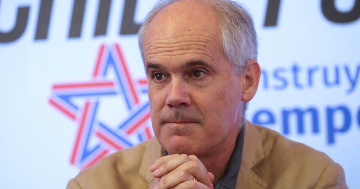 La polarización presidencial se afianza: Kast y Jara en el centro del debate electoral chileno