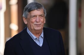 Pese a dudas del PC: Carmona manifiesta expectativa de que el partido apoye la reforma constitucional para usar FF.AA. sin el Congreso