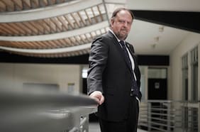 Rafael Rosell, rector U. del Alba, ex UPV: “Hay una incapacidad de demostrarles a los jóvenes que no es necesario manifestarse violentamente”