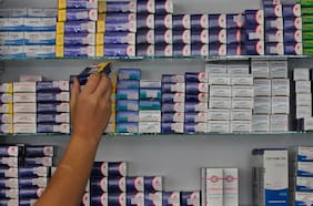 Minsal lanza campaña para promover la Ley Cenabast: medicamentos pueden costar hasta un 90% menos en farmacias adheridas