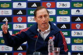 “Va a ser terrible”: la sinceridad de Luis Mena por el panorama de la Roja femenina en la Liga de Naciones