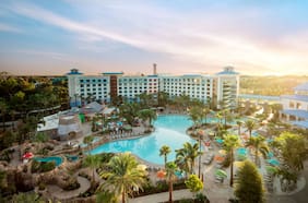 Inspiración en el Caribe y transporte a los parques temáticos: así es Loews Sapphire Falls Resort en Universal Orlando Resort