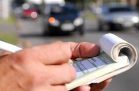 Municipio de La Reina anuncia nueva ordenanza que multará consumo de alcohol en espacios públicos y otros delitos menores