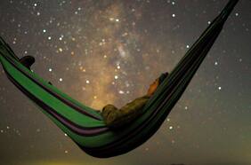 Un eclipse total en la Antártida y tres “súper lunas”: ¿Cuáles serán los principales eventos astronómicos de 2021 en Chile?