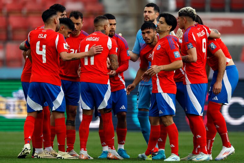 La Roja loses six places in the FIFA rankings.