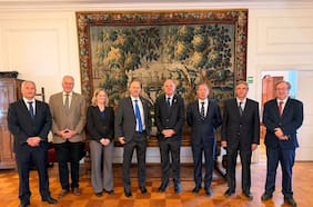 Representantes de la industria agrícola se reúnen con el embajador de Estados Unidos en Chile para abordar tarifas arancelarias