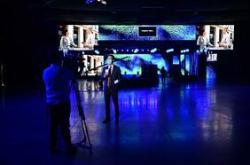 La historia del Congreso Futuro: de los Nobel a las “excéntricas” peticiones de sus expositores