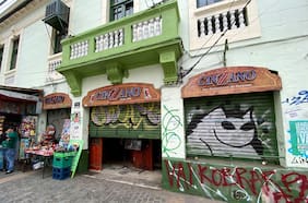 La lenta restauración del Bar Cinzano