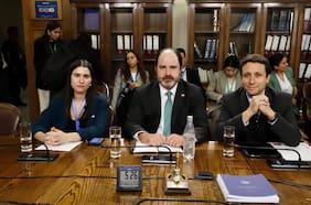 Ministro Rau defiende agenda laboral de la administración Kast ante críticas opositoras