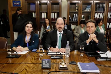 Ministro Rau defiende agenda laboral de la administración Kast ante críticas opositoras